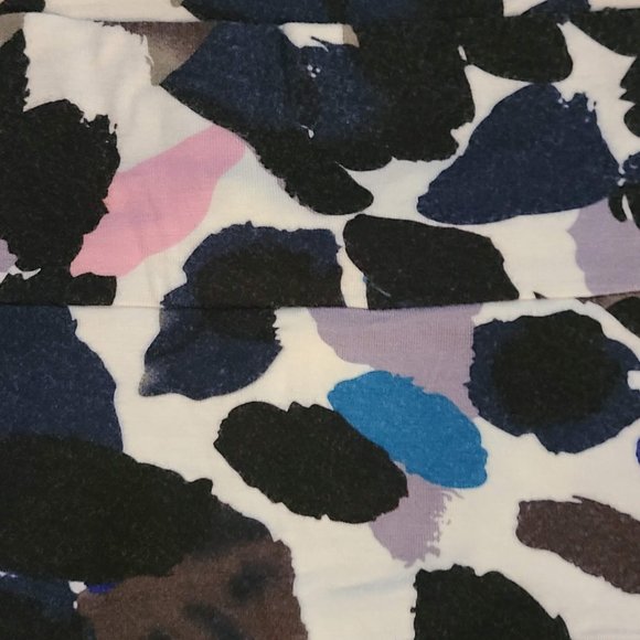 Eclipse Patterned Skirt - Picture 5 of 6